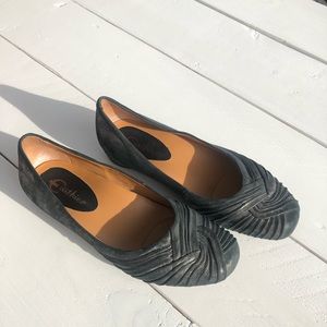 Earthies Vanya Pewter size 7 Flat